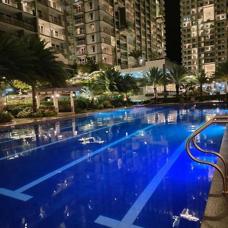Verdon Parc Condo Davao City Exteriör bild