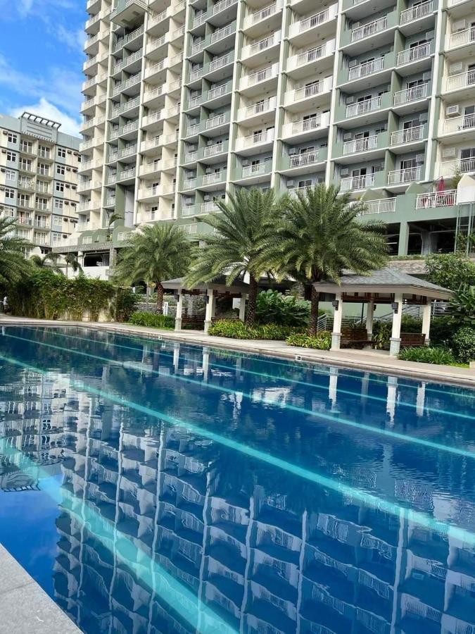 Verdon Parc Condo Davao City Exteriör bild